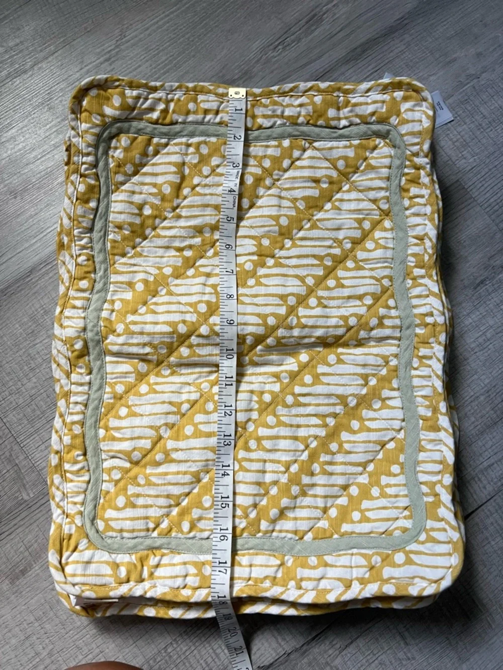 WEST ELM x RHODE 6 pc Batik Cotton Placemats Cottagecore Yellow Green Scalloped